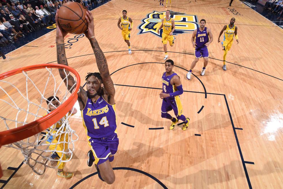 在赫内斯看 在赫内斯看