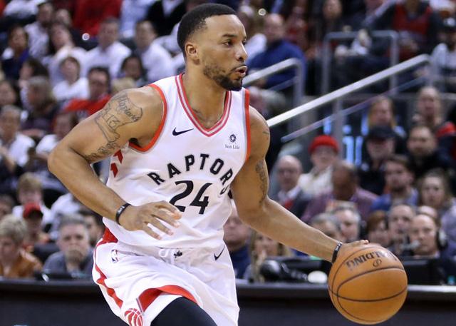 斯的两双含 斯的两双含